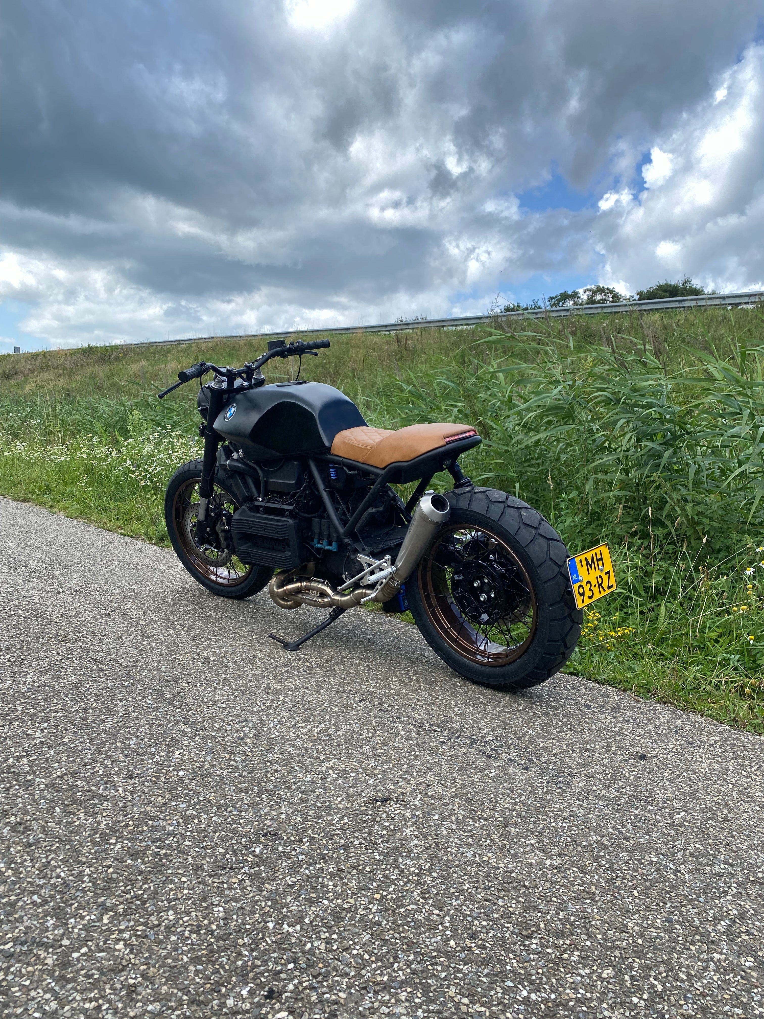 BMW k75 exhaust - MAD Exhausts