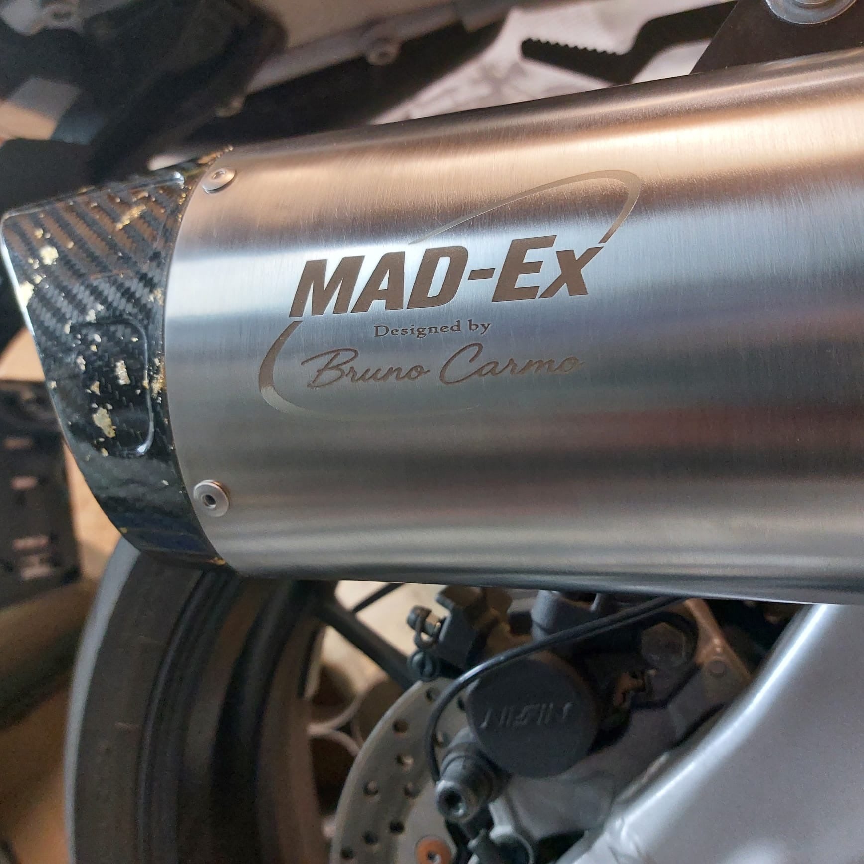 MAD-Ex end silencer designed by Bruno Carmo with carbon end cap, mounted on the Yamaha XSR900 GP