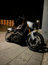 Bild in Galerie-Viewer laden, Indian Scout 1250 Down swept Exhaust System (2025) - MAD Exhausts