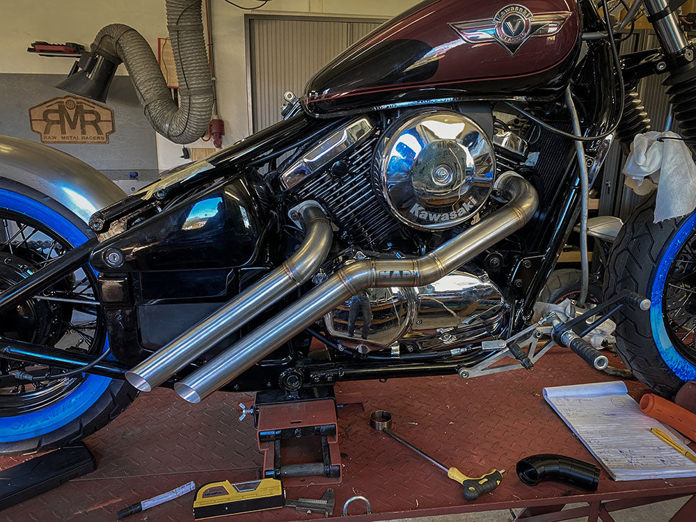 Parallel Thunder Exhaust for Kawasaki Vulcan - MAD Exhausts