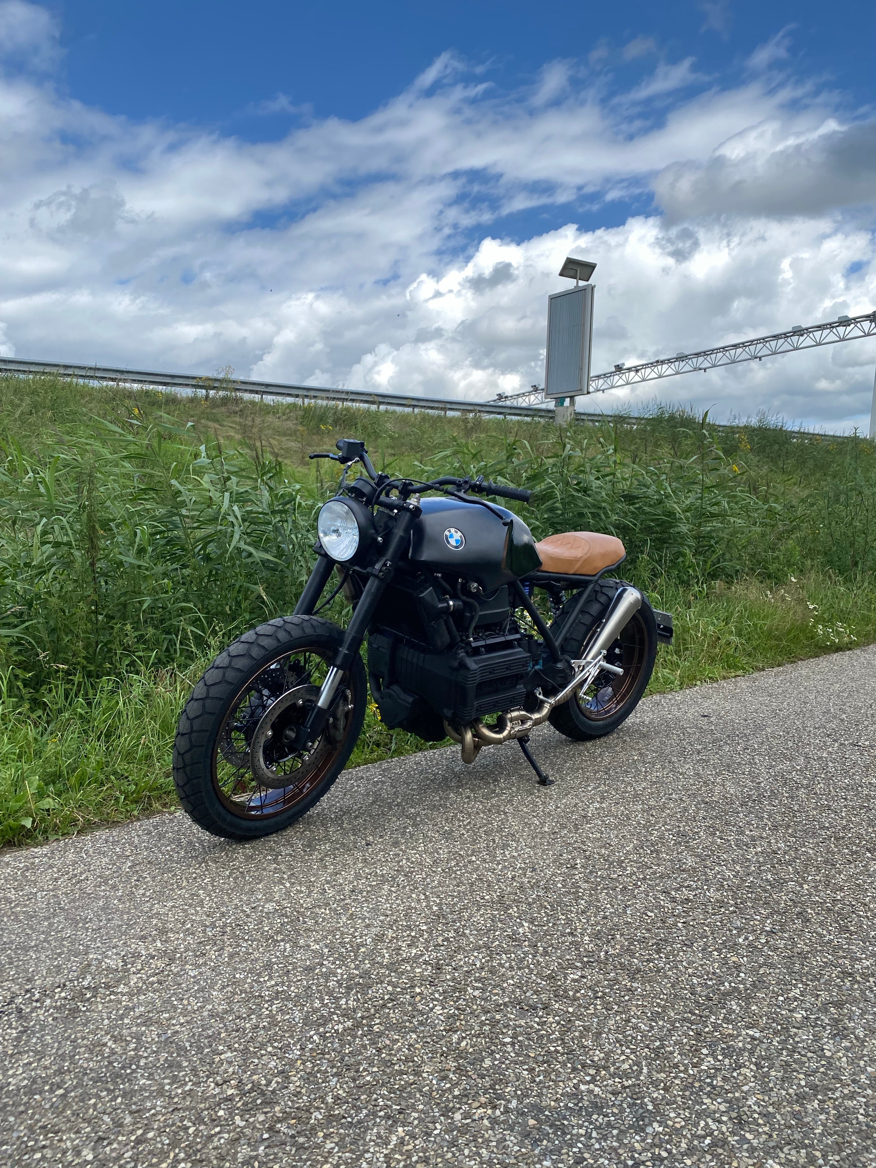 BMW k75 exhaust - MAD Exhausts